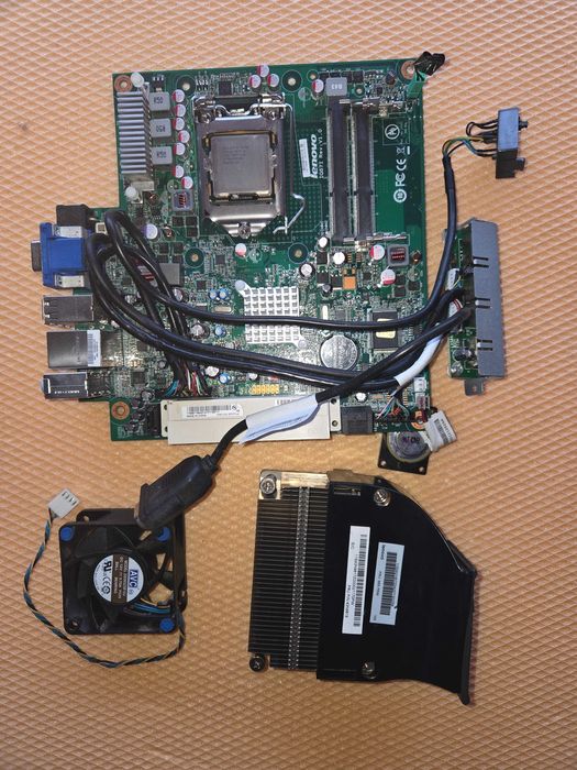 KIT placa de baza LENOVO Thinkcentre M90P cu procesor I5 - SLBTJ