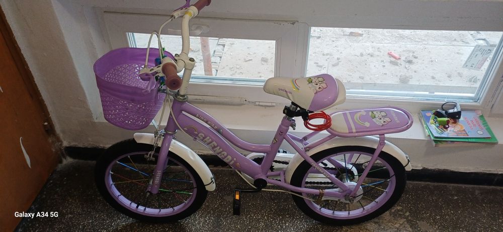 Bicicleta fetite 4-6 ani, stare foarte bună