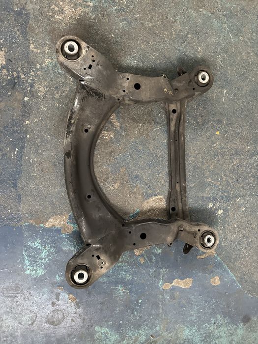 Cadru motor jug audi a6 c6 4f 2.0tdi 3.0tdi facelift 2010