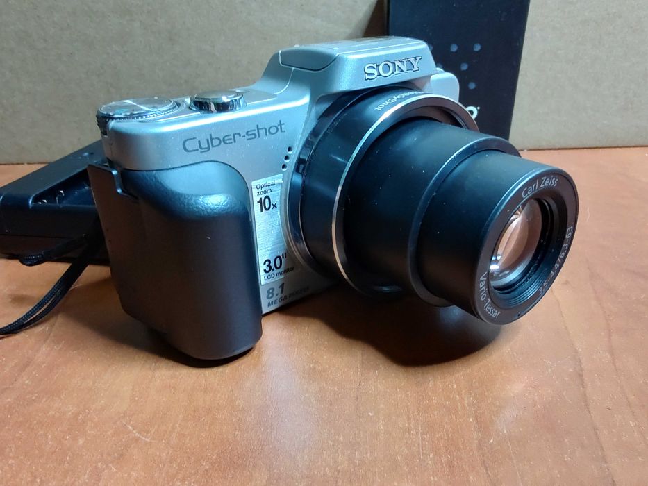 Aparat foto Sony Cyber-shot DSC-H10 complet card acumulator incarcator
