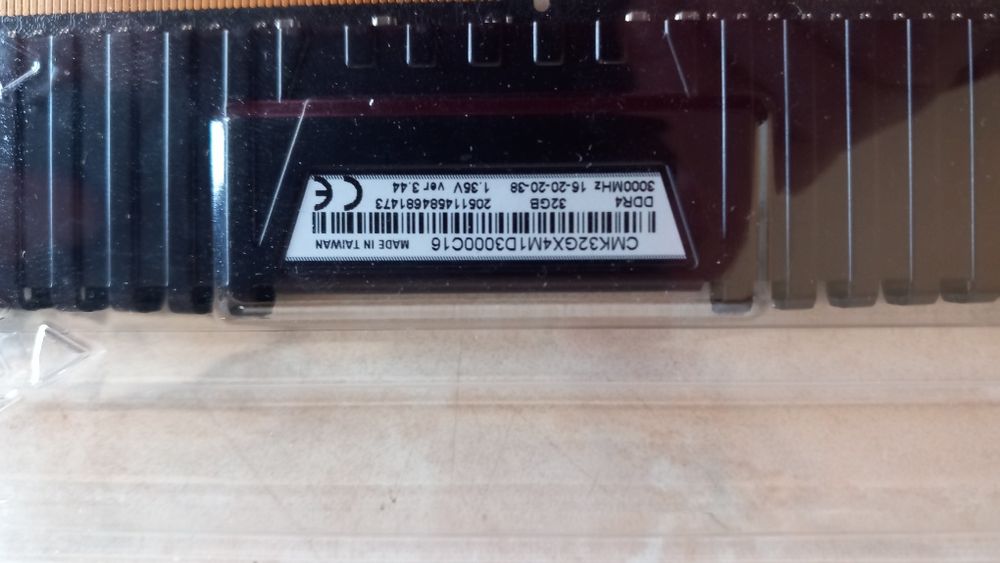 corsair vengeance lpx 3000 second hand si noi de vanzare
