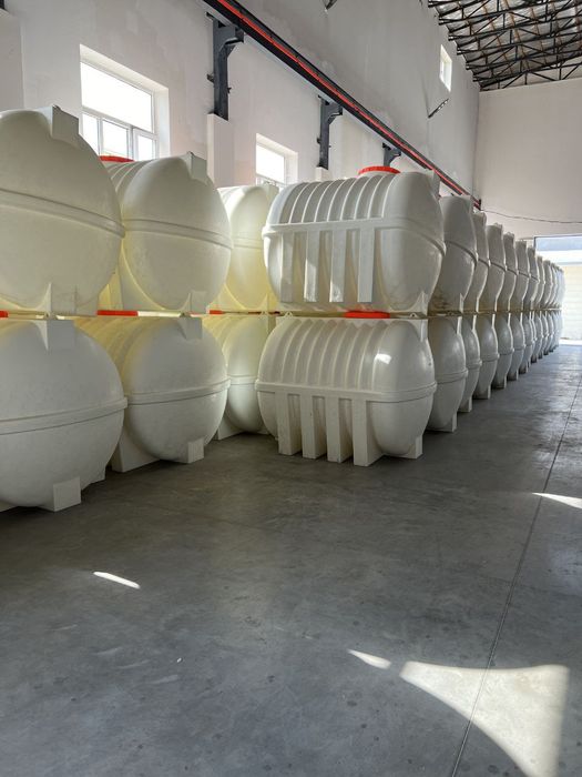 ichimlik suvi uchun yomkost bochkalar