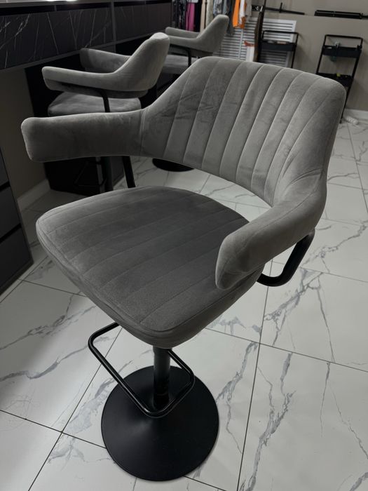 Стол для визажистов/ бровистов