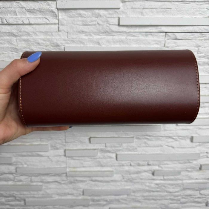 Кутия за съхранение на часовници