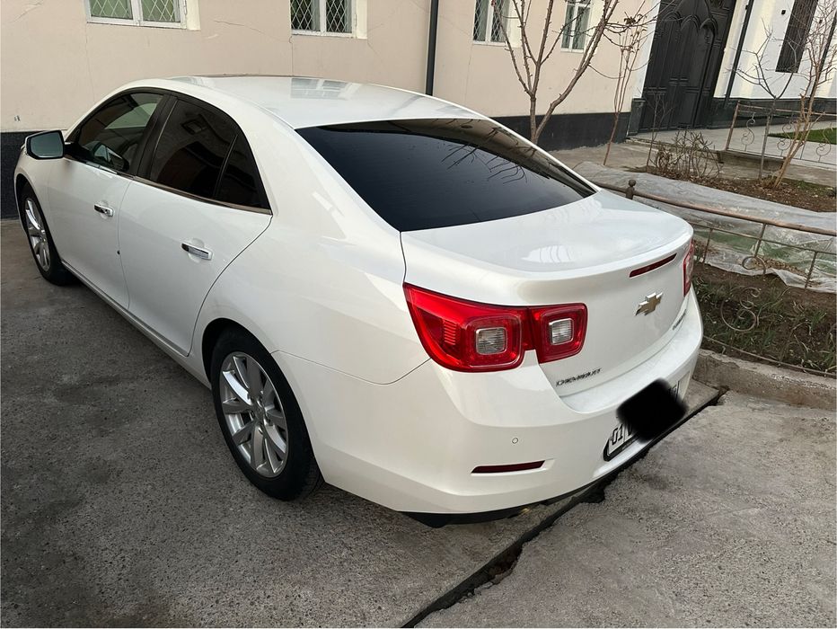 Srochna Malibu 1 aftomat 3 poz oq jemchuk 2015. 15 holati yahshi