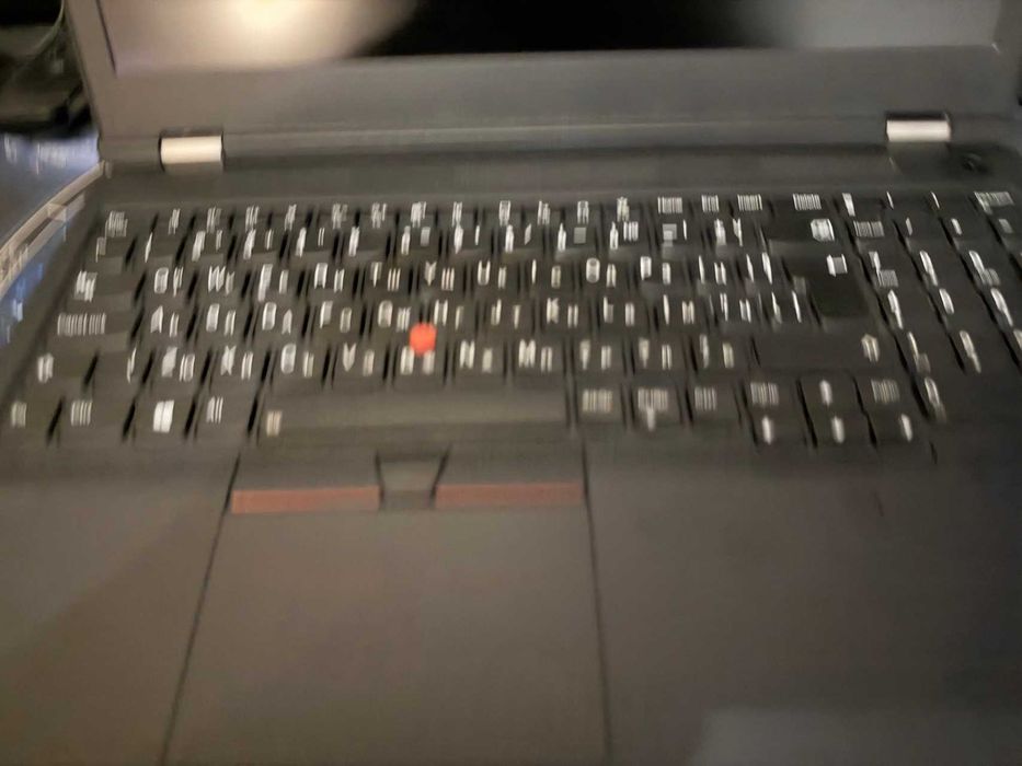 Лаптоп Lenovo Thinkpad p15, лицензиран Windows 11, Intel i7-11850H, 32GB RAM, NVIDIA RTX500 4GB, 512 SSD