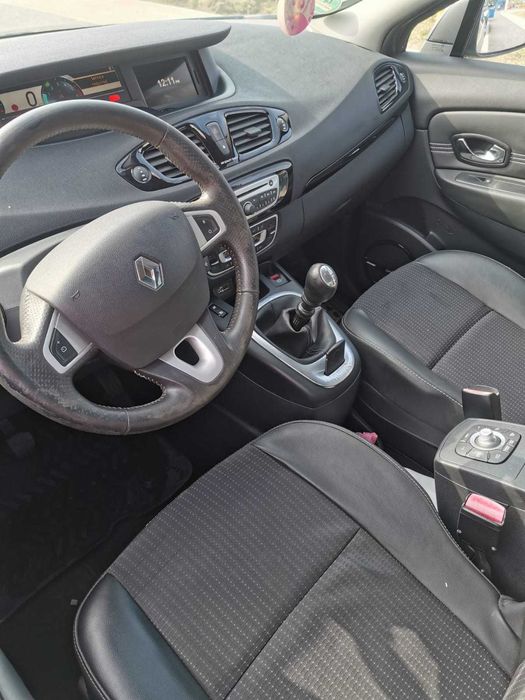 RENAULT 5 2012 — imagine 3