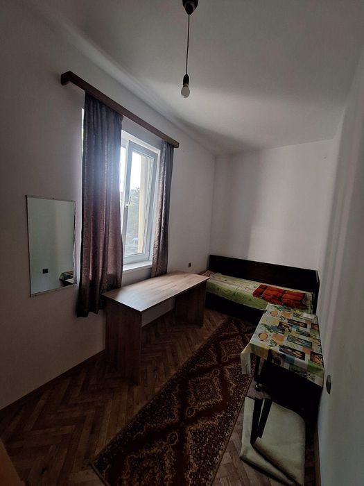 Дава се под наем Тристаен апартамент в Пловдив, Център - 107 кв.м за 433.5 € - Снимка #4