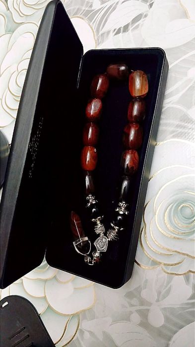 Натуралний камни.