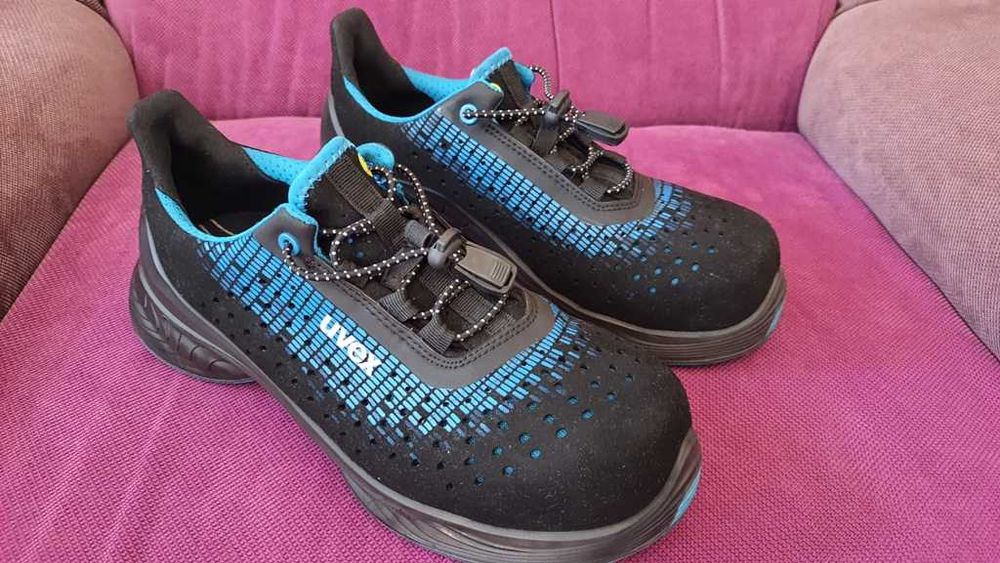 Pantofi UVEX1 G2 S1 SRC ESD marimea 37,5-38 stare impecabila
