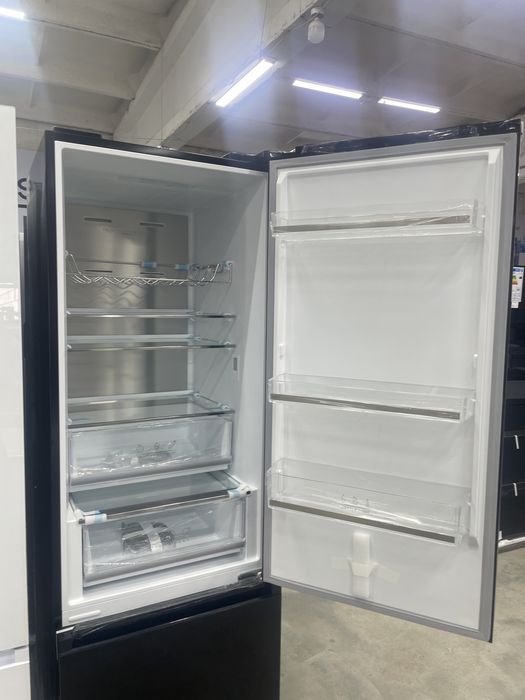 Продам Холодильник BLESK BL-500FXIN BLACK