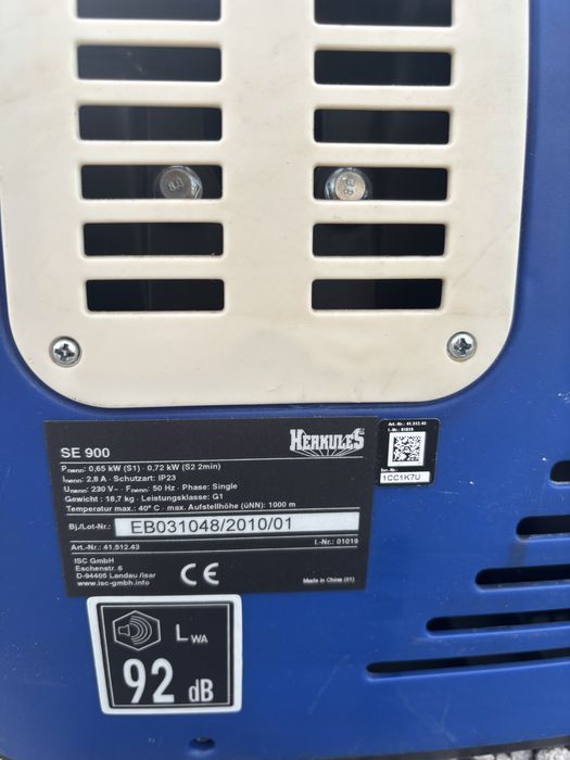 Продавам генератор