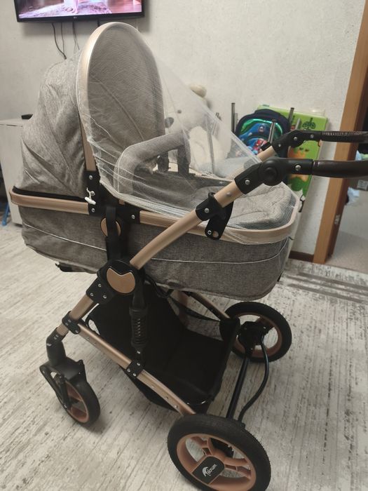 Продам детскую коляску