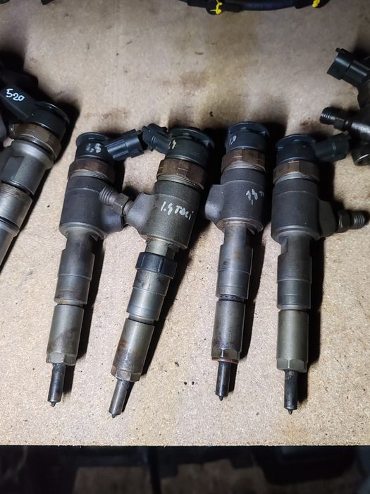 Injector Peugeot`207 1.4hdi 250lei buc