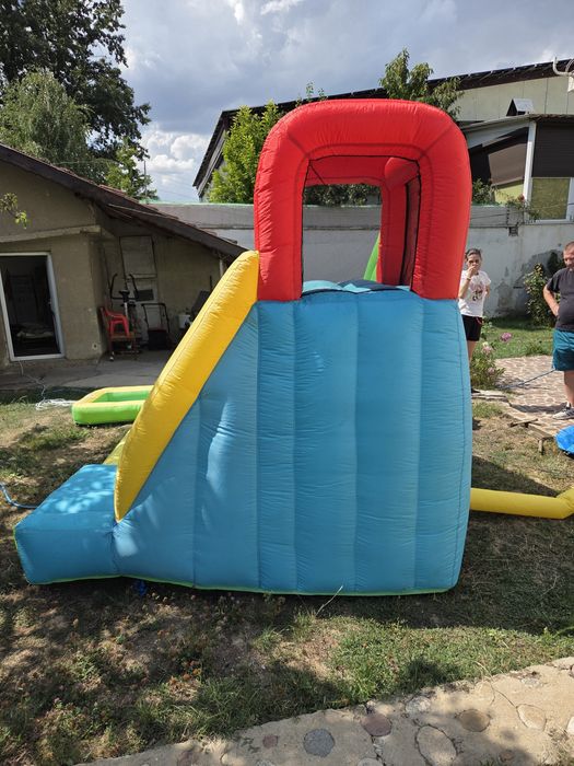 Детска надоваема водна пързалка