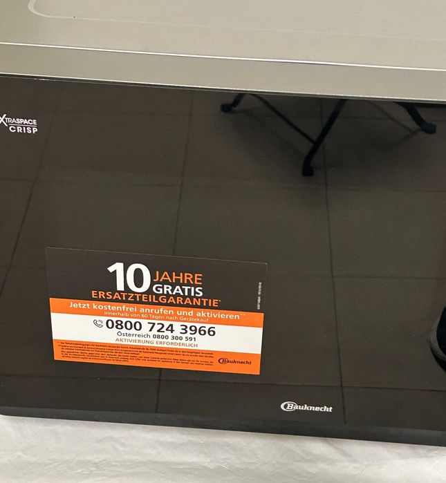 Микровълнова фурна Bauknecht ExtraSpace Crisp MW 427 SL (С транспортен дефект)