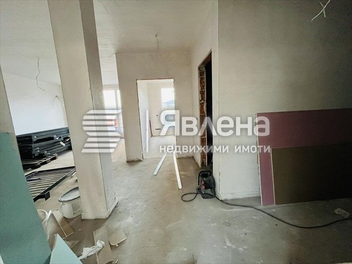 Продава се Тристаен апартамент в София, Малинова долина - 171 кв.м за 700 €/кв.м - Снимка #1