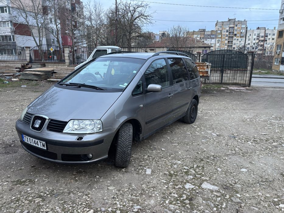 Сеат Алхамбра.       .