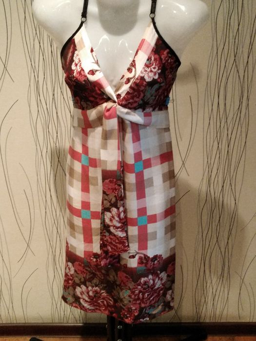 Стильные платья .Размер 46,48,50.