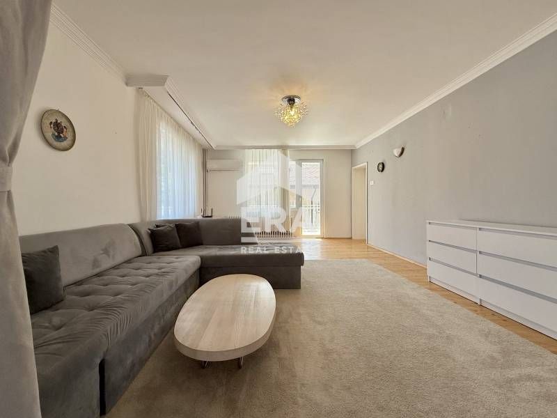 Дава се под наем Двустаен апартамент в София, Драгалевци - 130 кв.м за 800 € - Снимка #1