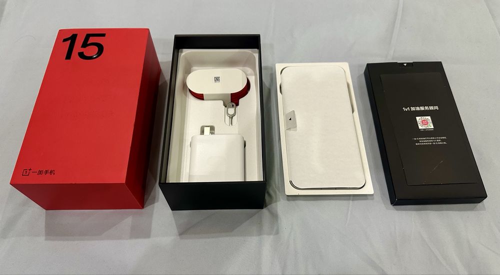 ONE PLUS 15 16/256gb Srochna