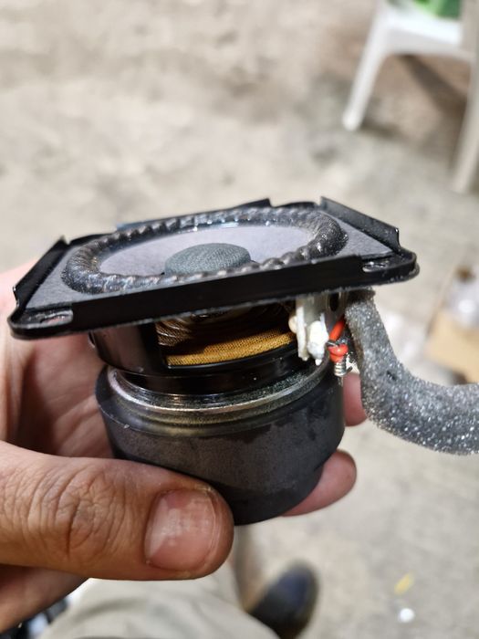 Bose full range speaker