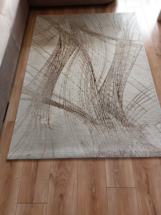 Нов модерен килим