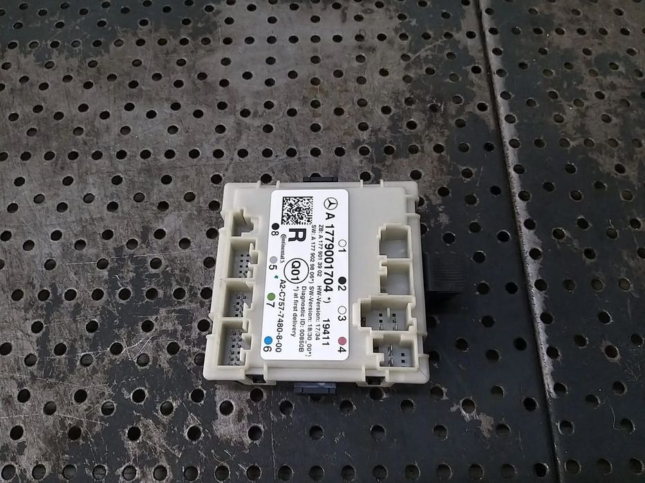 Modul calculator usa dreapta spate mercedes b class w247 a1779001704