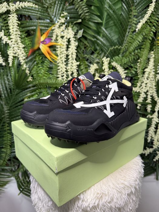 OFF-White Odsy 1000 Black