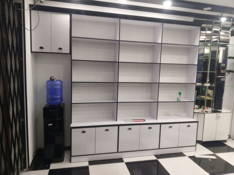 Savdo dukonlari uchun mebel