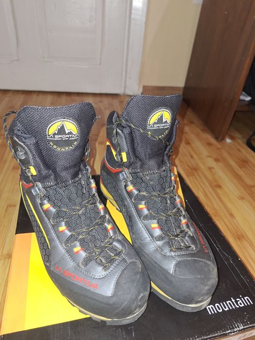 Ghete la sportiva trango tower gtx