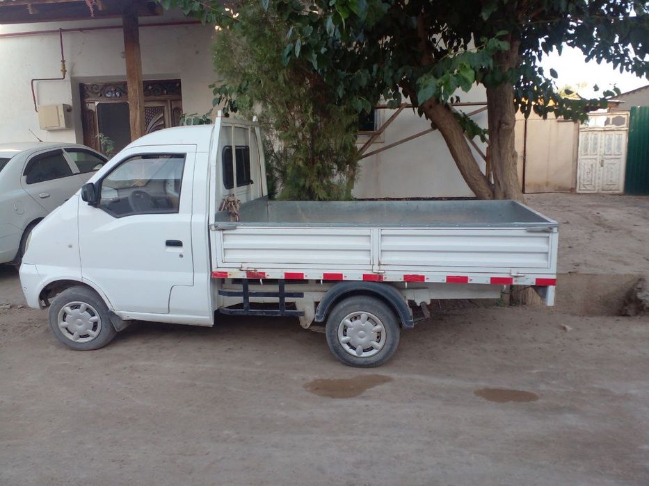 Hafei yuk mashina sotiladi, 1,5 tonnagacha tortadi, holati a'lo