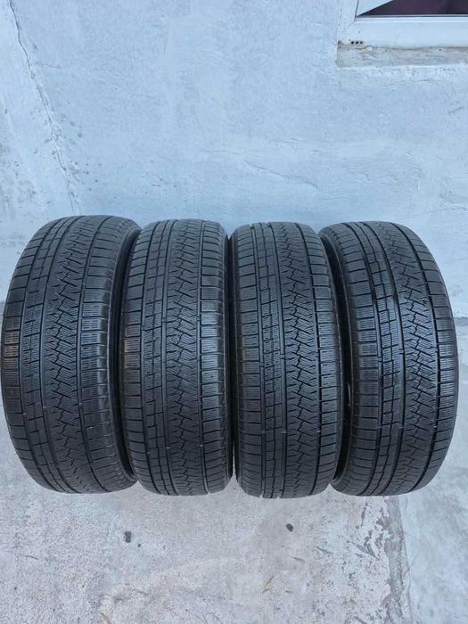 235/60R18 Triangle