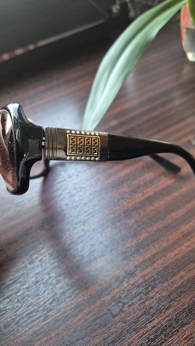 Солнцезащитные очки FENDI Оригинал