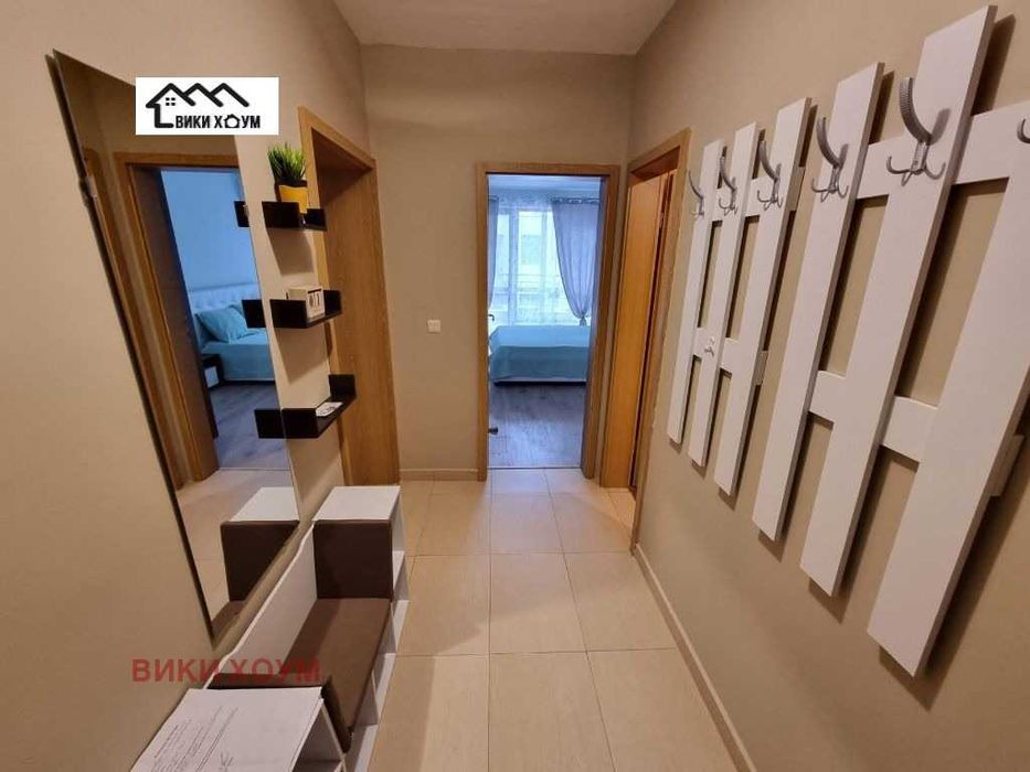 Продава се Двустаен апартамент в Варна, Център - 87 кв.м за 1513 €/кв.м - Снимка #8