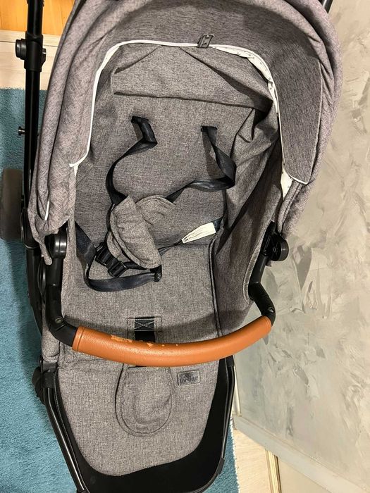 Бебешка   количка       "лорели"  LORELLI