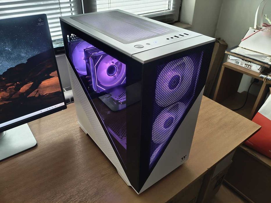 Геймърски компютър, Rx 9060XT 16Gb, 32gb DDR5, Ryzen 7500F, 1tb nvme