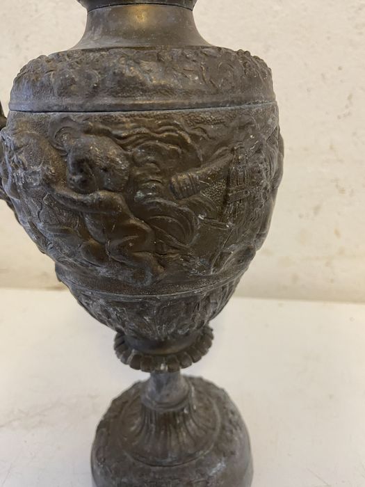 Медни и бронзови съдове