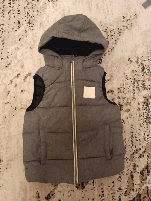 Детски елек в сиво