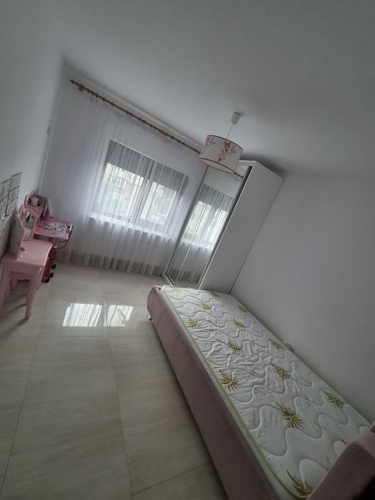 Apartament cu 3 camere