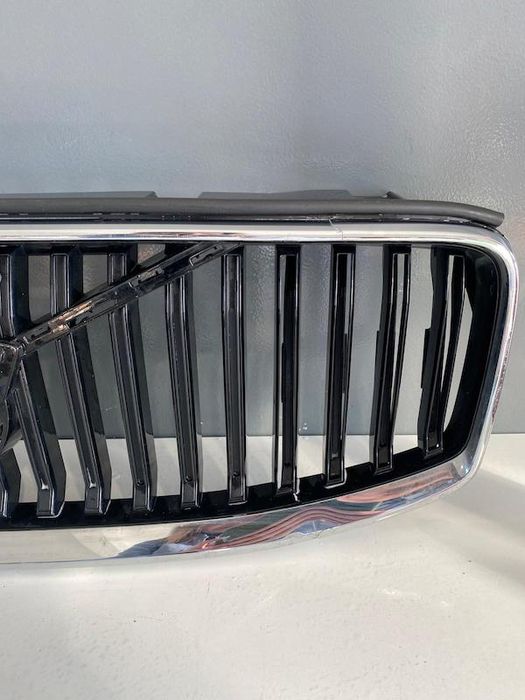 Grila radiator fata VOLVO XC60 2020+ Facelift 32291032 32291019
