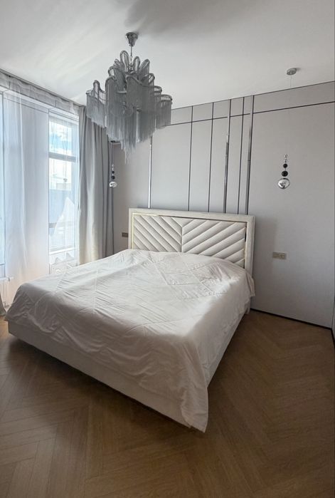 Продам кровать с ортопелическим матрасом