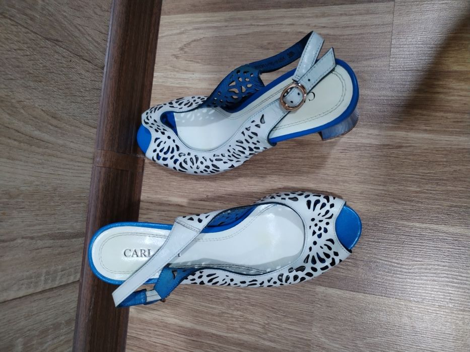 Кожаные босоножки 35 р