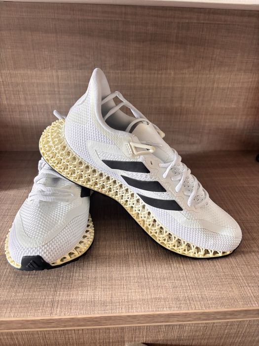 Спортни маратонки