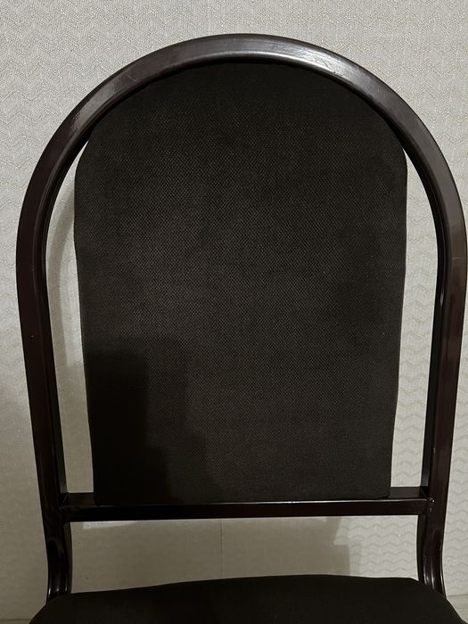 Стул  в  отличном состоянии