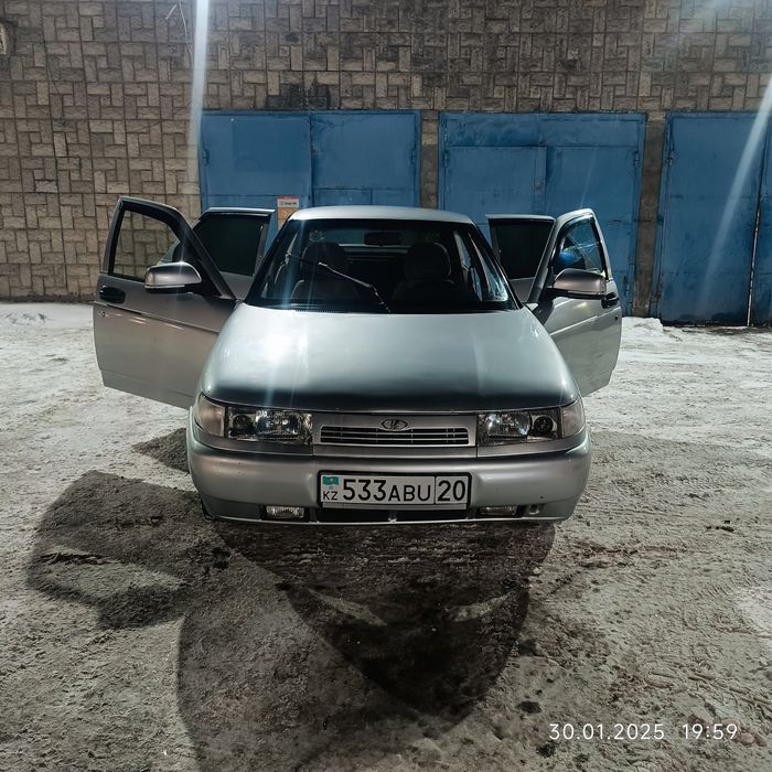 Автомобиль ВАЗ 2110