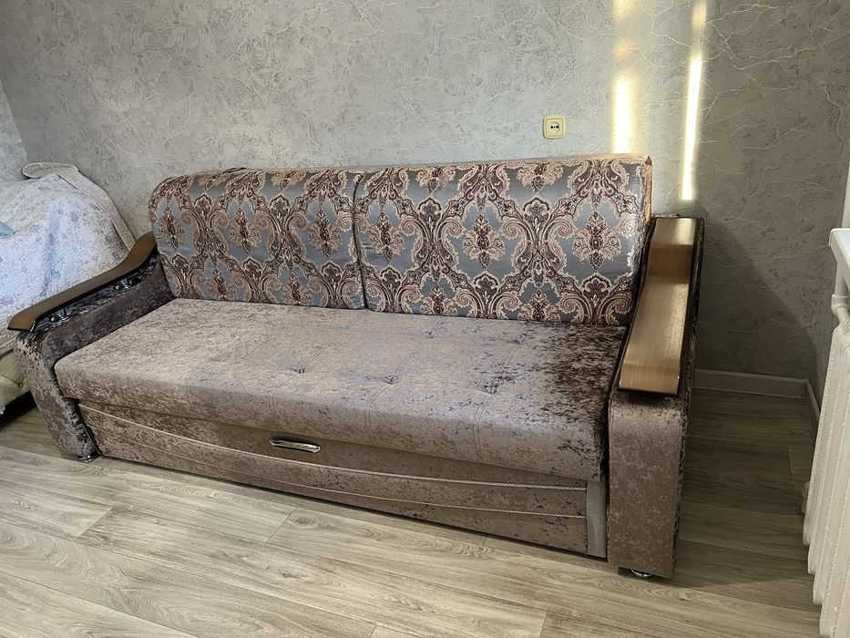 Диван белорусский, раскладной.