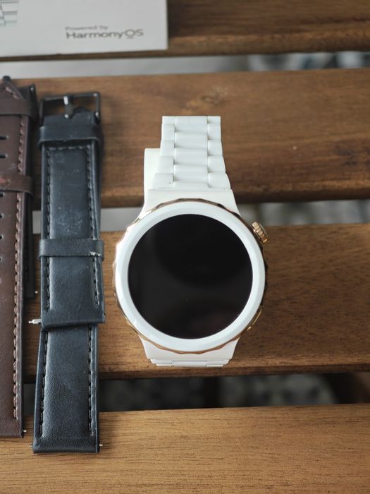 Смарт Часовник Huawei Watch GT 3 Pro с 5 каишки подарък