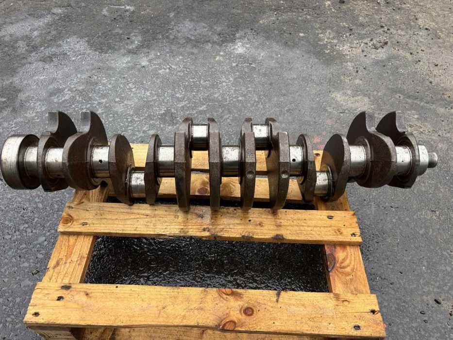 Arbore cotit motor / Vibrochen Deutz – 6 cilindri