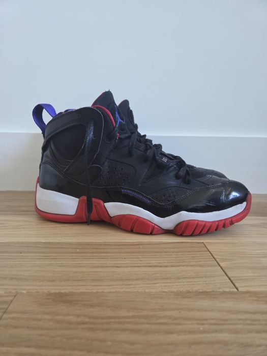 Air jordan two trey
